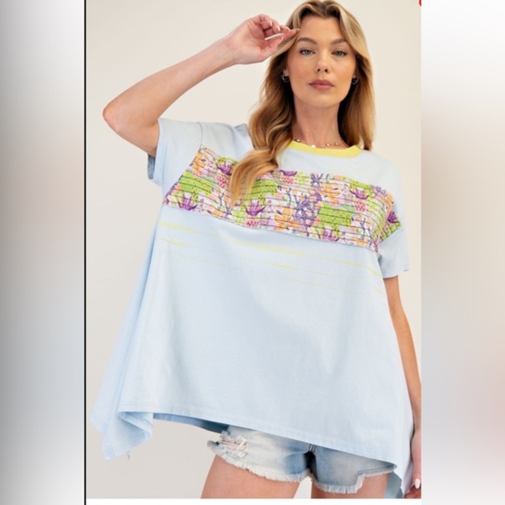 Easel Light Blue Floral Panel Relaxed Tee NWT